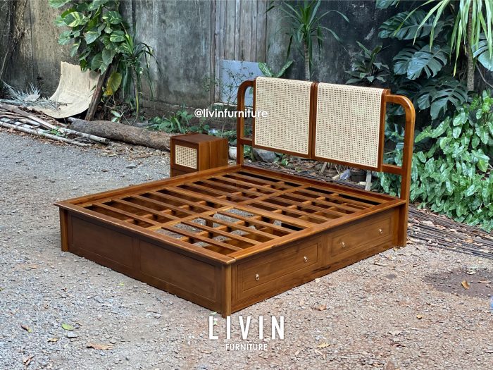 Tempat Tidur Set Jati Rotan Klasik Minimalis