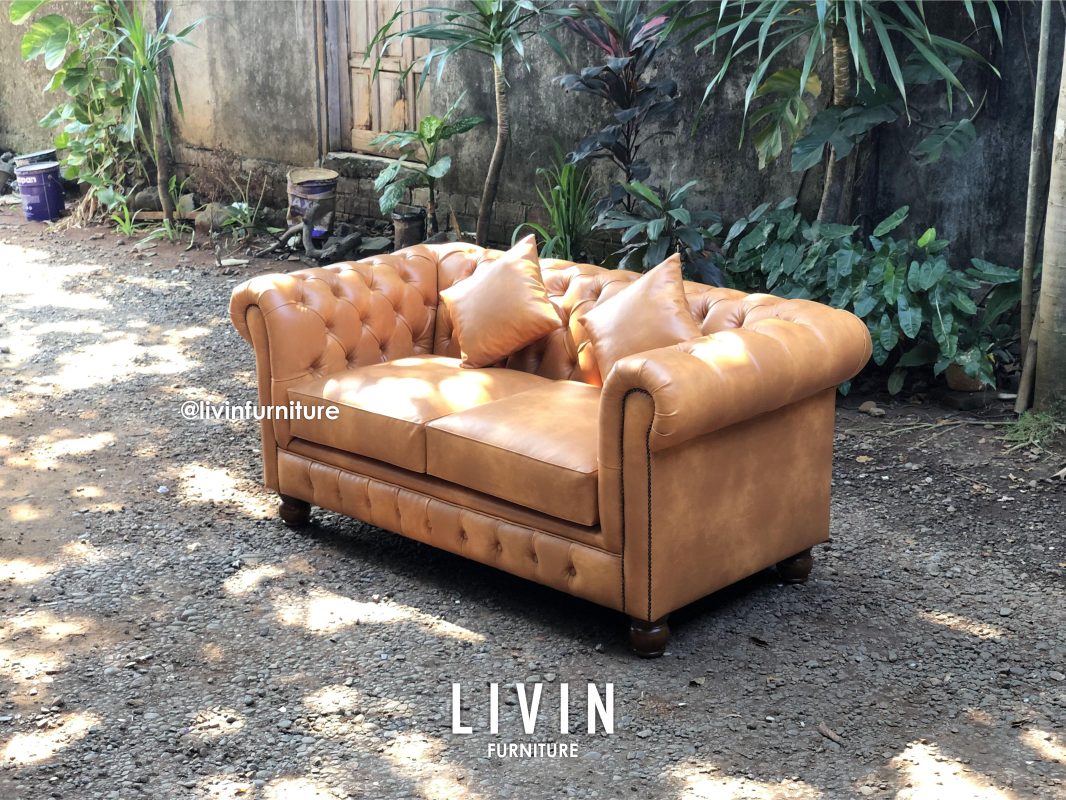 Sofa Chesterfield 2 Seater Orange Jati Modern Mewah