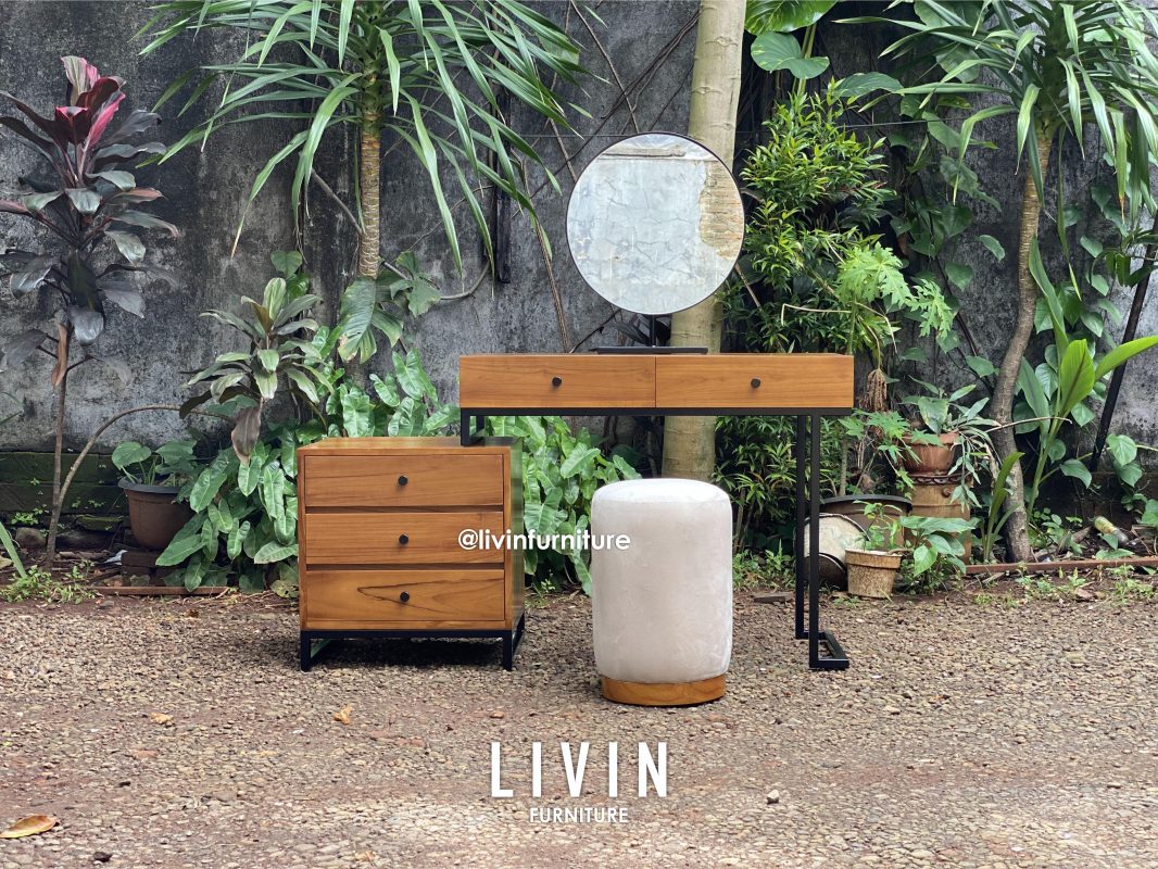 Meja Rias Jati Kaki Besi Modern Minimalis