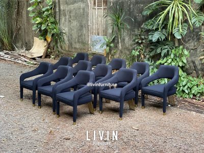 Kursi Makan Hitam Kaki Stainless Gold Modern Mewah