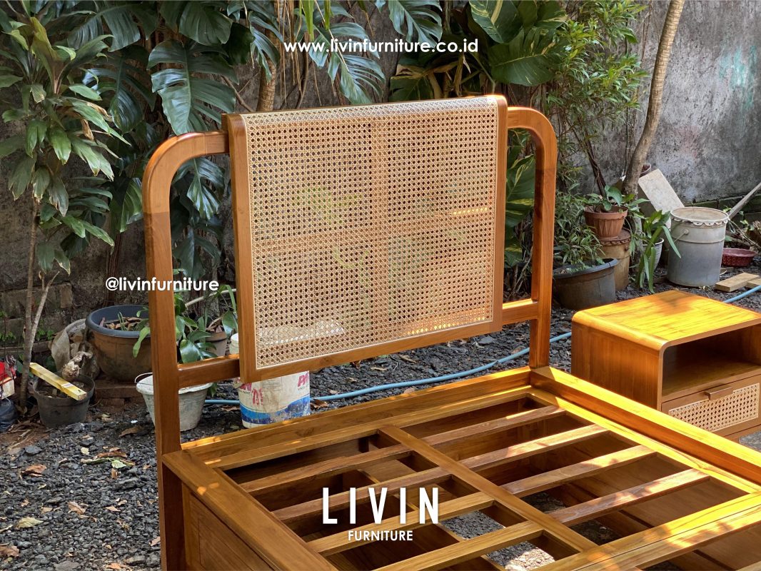 Dipan Tidur Jati Rotan Nakas Natural Modern Minimalis