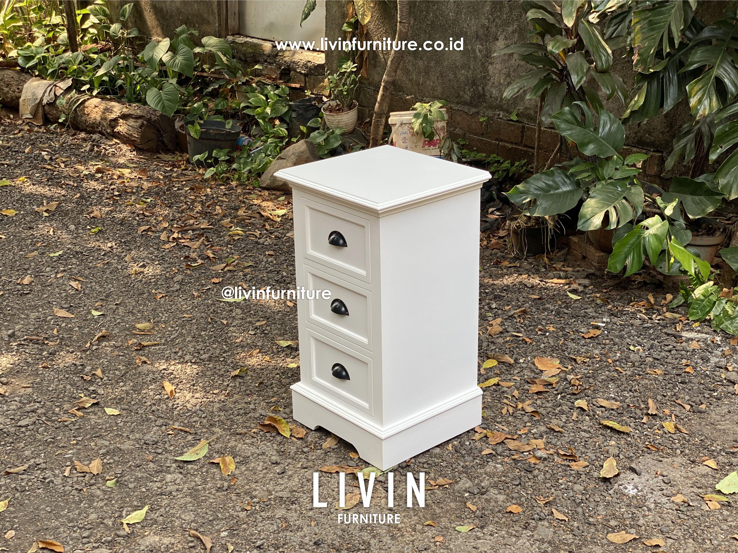 Nakas Putih 3 Laci Modern Minimalis Nakas Putih 3 Laci Modern Minimalis