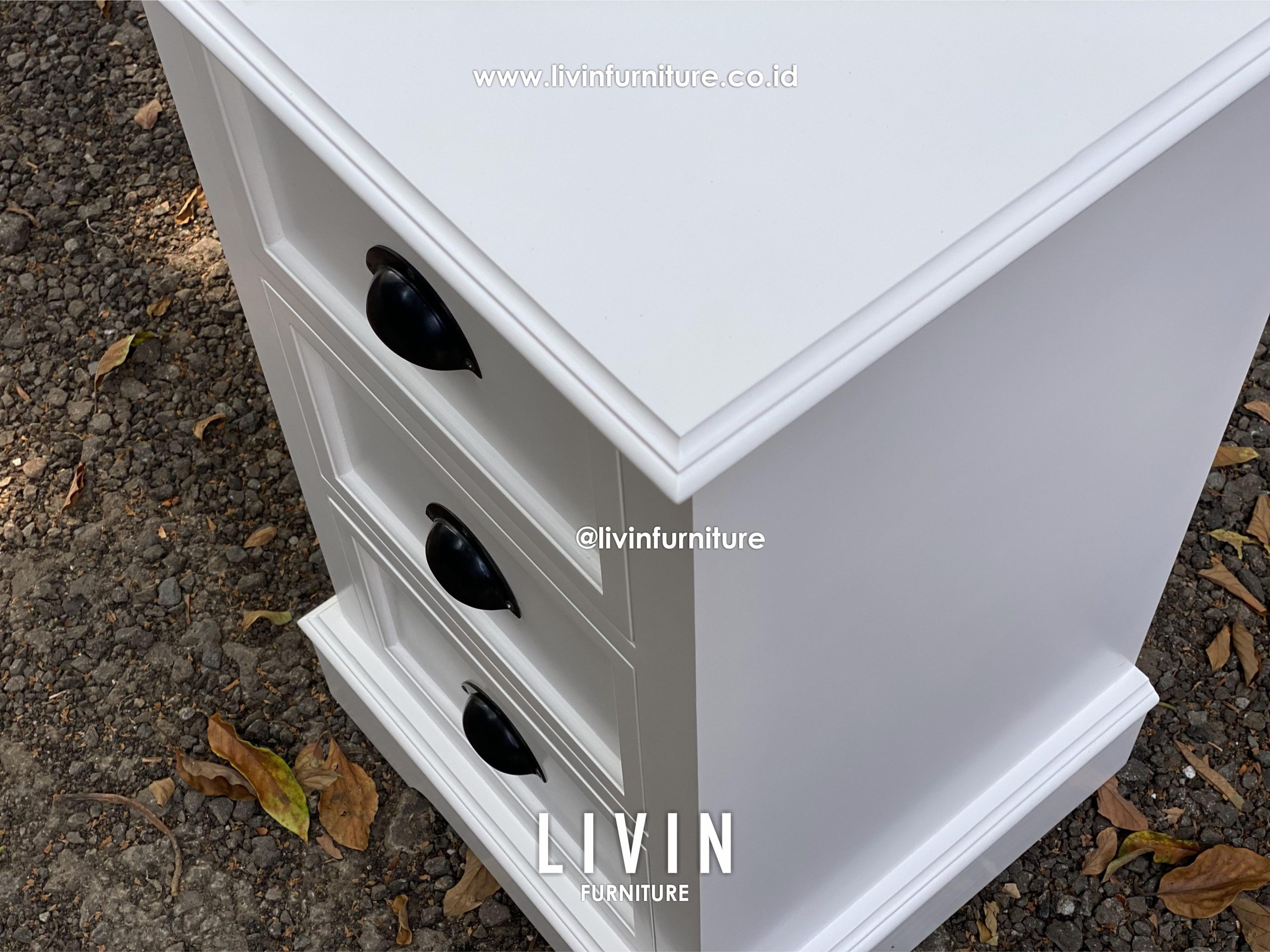 Nakas Putih 3 Laci Modern Minimalis Nakas Putih 3 Laci Modern Minimalis