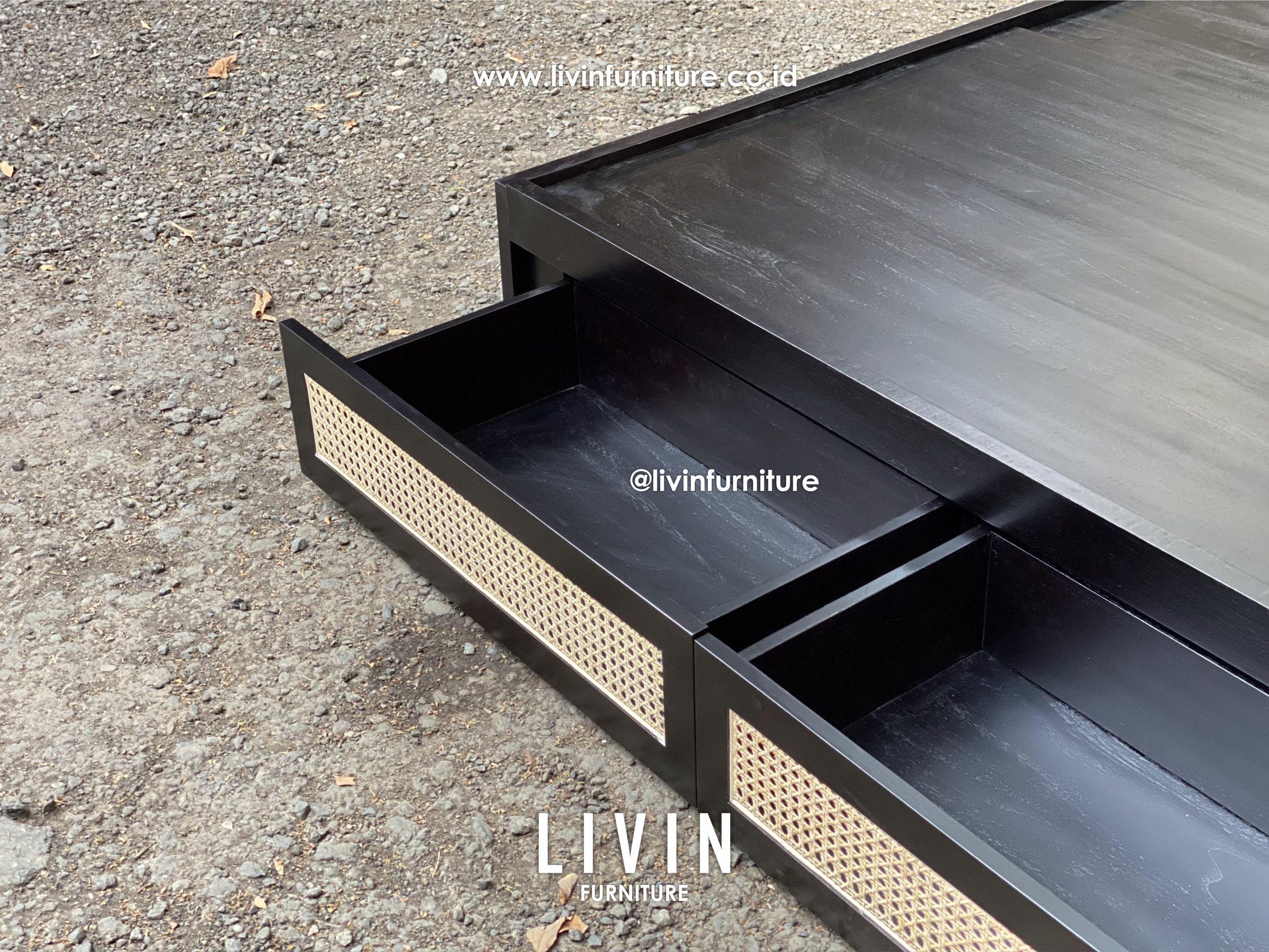 Tempat Tidur Hitam Jati Rotan 4 Laci Modern Minimalis Tempat Tidur Hitam Jati Rotan 4 Laci Modern Minimalis
