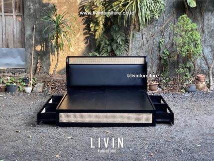 Tempat Tidur Hitam Jati Rotan 4 Laci Modern Minimalis