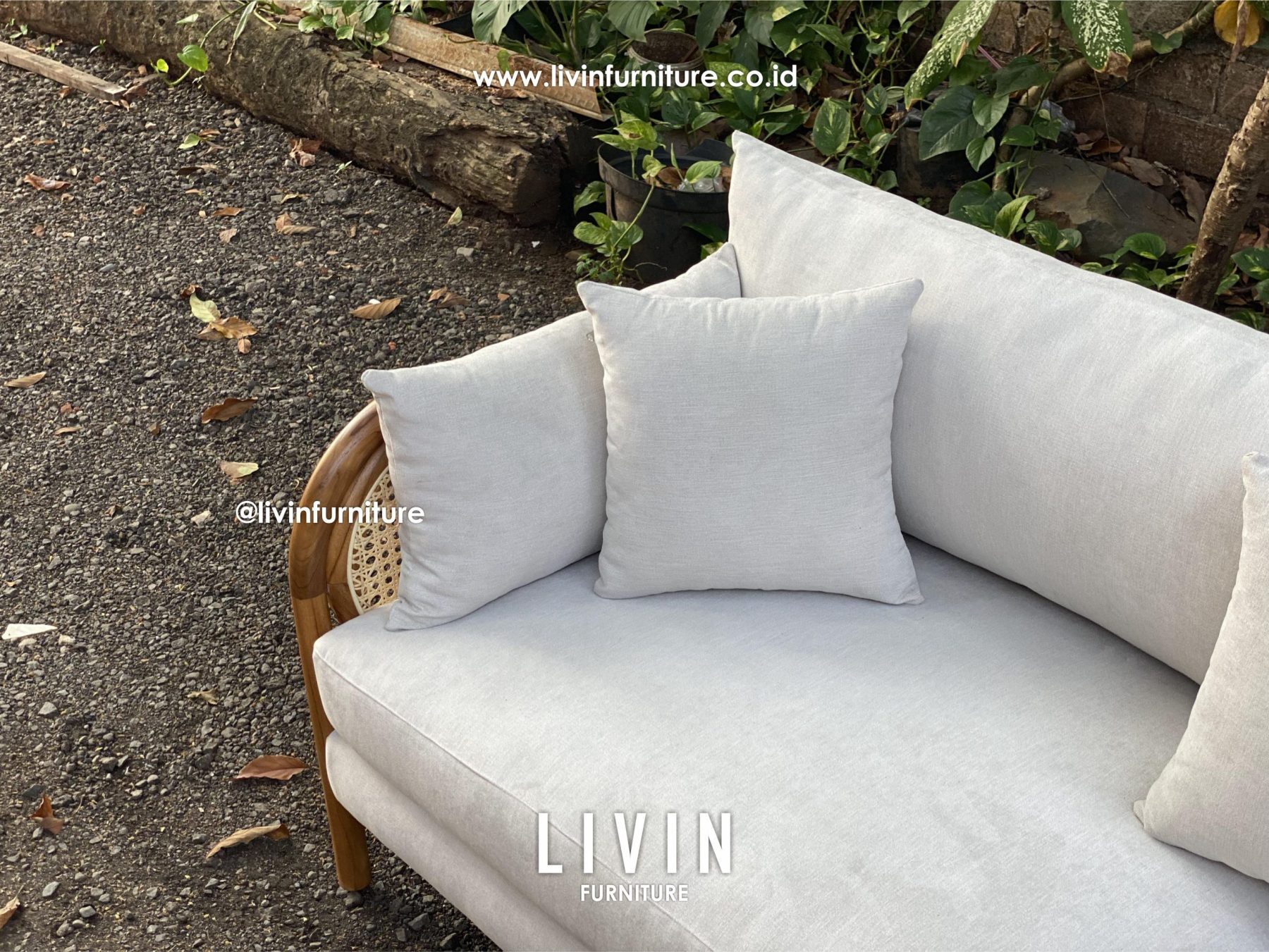 Sofa Tamu Jati Oval 3 Seater Meja Rotan Modern Minimalis Sofa Tamu Jati Oval 3 Seater Meja Rotan Modern Minimalis