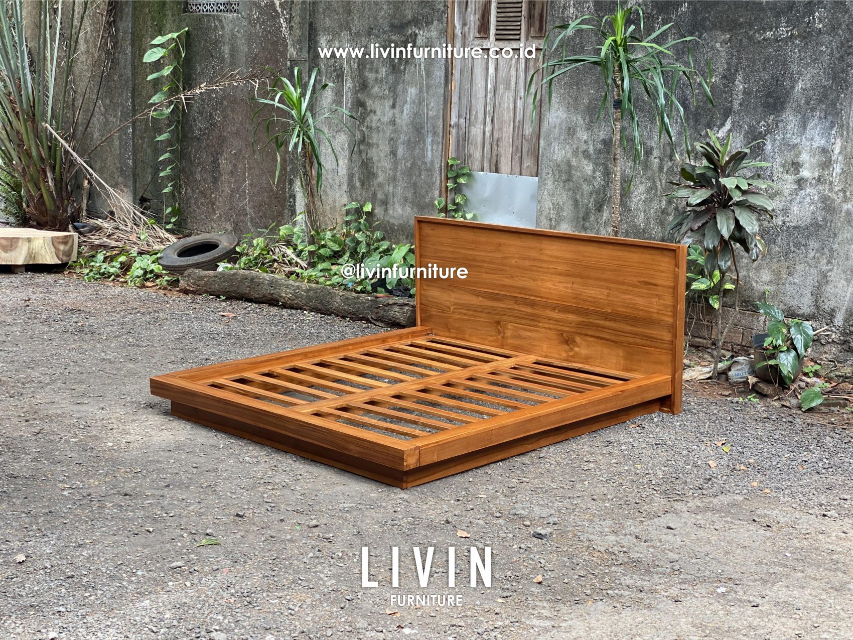 Tempat Tidur Jati Solid Natural Klasik Modern Minimalis